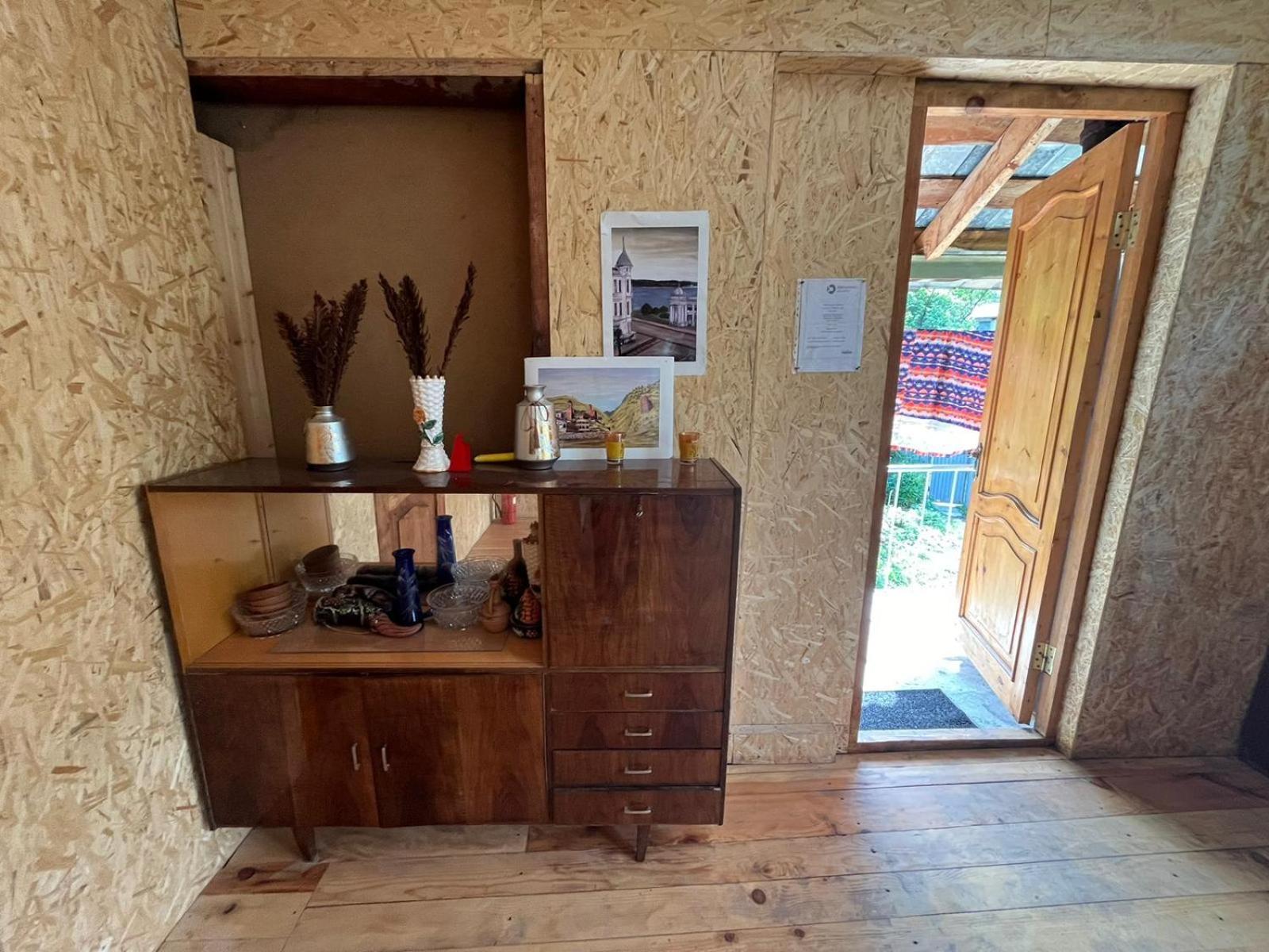 Tsknari Oda Oni Extérieur photo